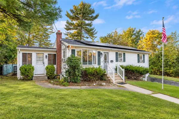 28 Rosemary Street, Coventry, RI 02816