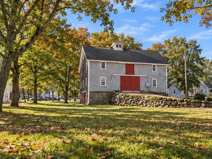 2967 East Main Road, Portsmouth, RI 02871 - #2
