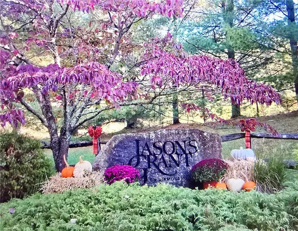 4 Jason's Grant Drive, Cumberland, RI 02864