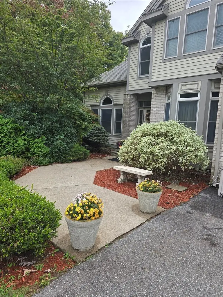 4 Jason's Grant Drive, Cumberland, RI 02864 - #3