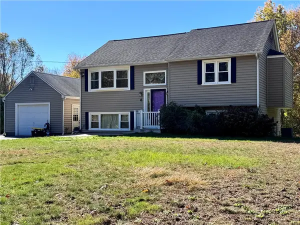 6 Old Hope Road, Coventry, RI 02816