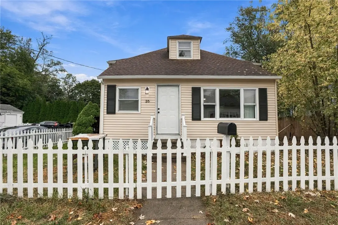 26 Providence Avenue, Riverside, RI 02915 - #1