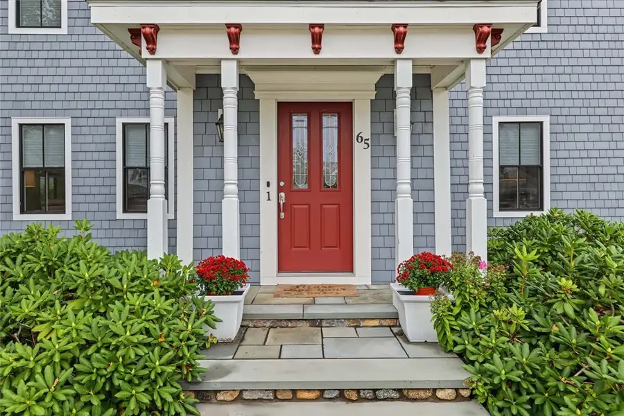 65 Narragansett Avenue #1, Narragansett, RI 02882 - #3