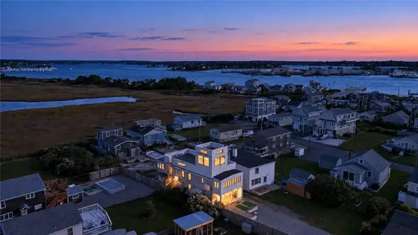 6 Mac Alder Street, Narragansett, RI 02879
