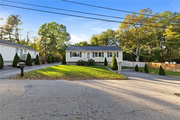 23 Skycrest Avenue, East Providence, RI 02914