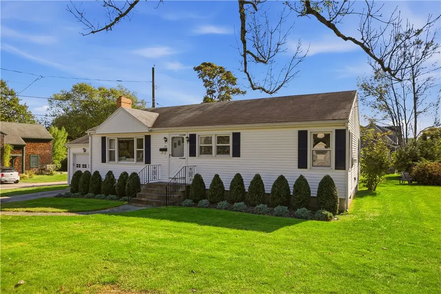 123 Ruggles Avenue, Newport, RI 02840 - #2