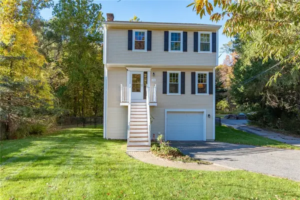 20 Dexter Rock Road, Lincoln, RI 02865