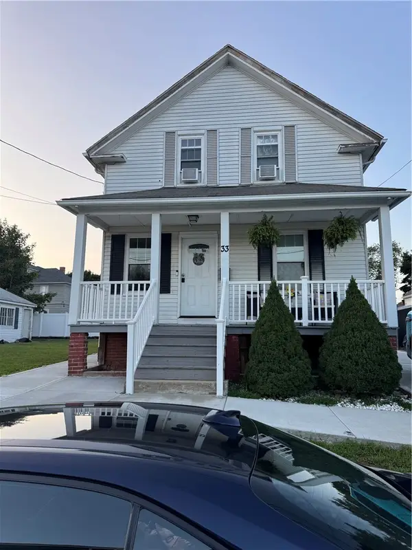 33 George Street, North Providence, RI 02911