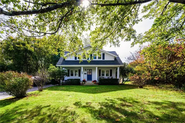 102 Austin Street, South Kingstown, RI 02879