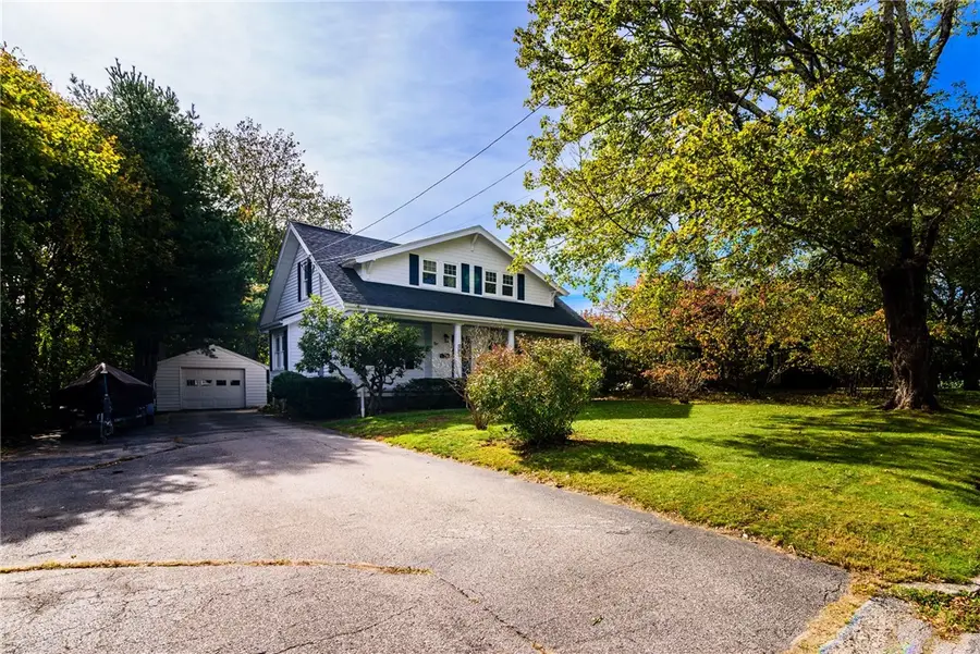 102 Austin Street, South Kingstown, RI 02879 - #2