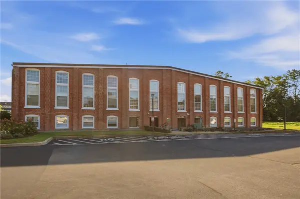 40 Web Avenue Avenue #224, North Kingstown, RI 02852