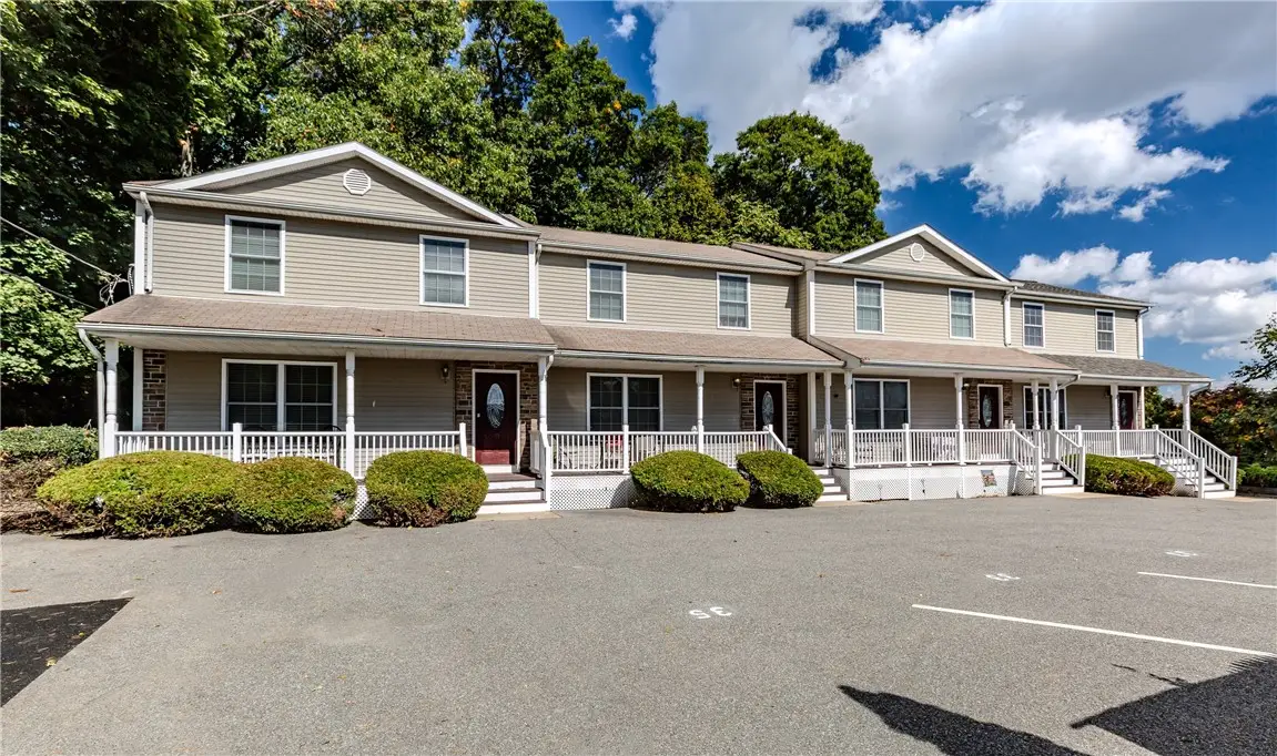 29 Dover Street #29, Cranston, RI 02920 - #1