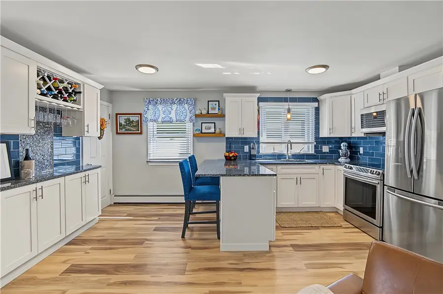 162 East View Avenue, Cranston, RI 02920 - #3