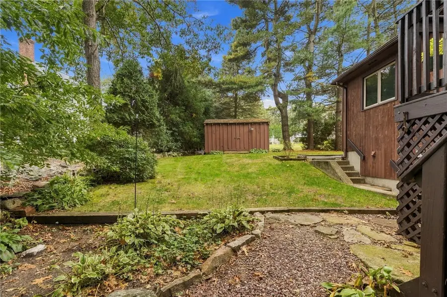 15 Deer Run Run, Cranston, RI 02921 - #3