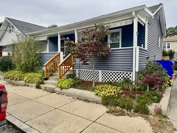 146 Oakland Avenue, Pawtucket, RI 02861