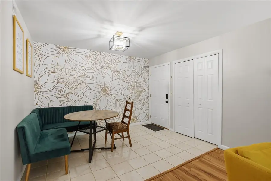 131 Fordson Avenue #7, Cranston, RI 02910 - #3