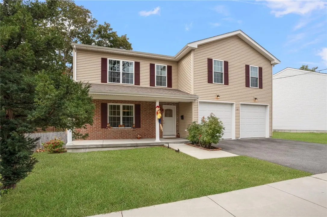 124 Bishop Avenue, Rumford, RI 02916 - #1