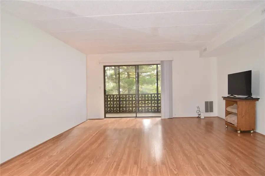 175 Hoffman Avenue #408, Cranston, RI 02920 - #3