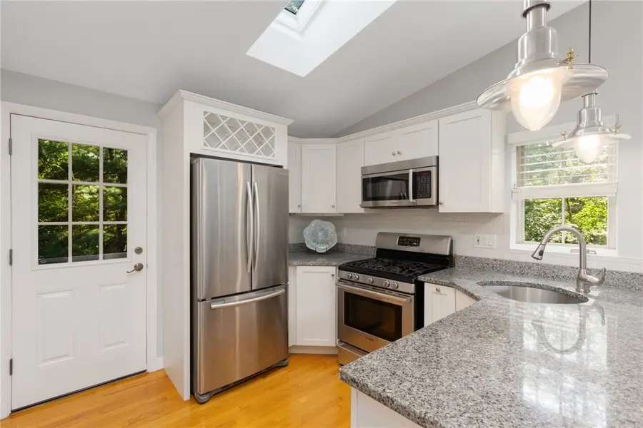 25 White Birch Court #25, North Kingstown, RI 02852 - #3