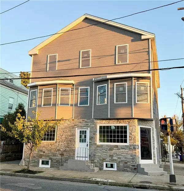 938 Chalkstone Avenue, Providence, RI 02908