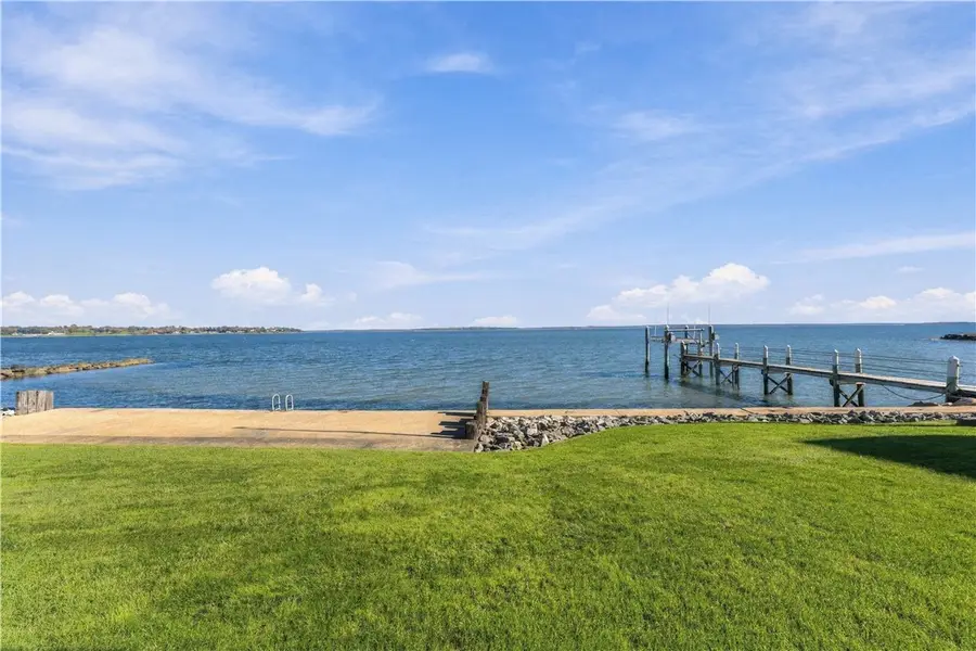 44 Bradford Avenue, Warwick, RI 02818 - #2