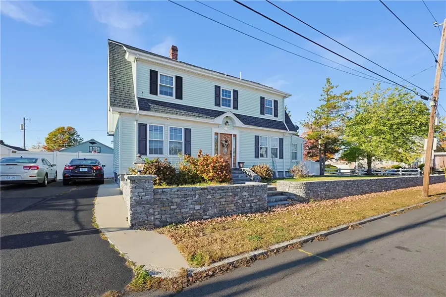 240 Baxter Street, Pawtucket, RI 02861 - #2