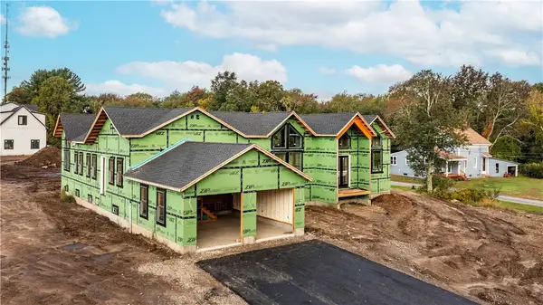 1493 Pippin Orchard Road, Cranston, RI 02921