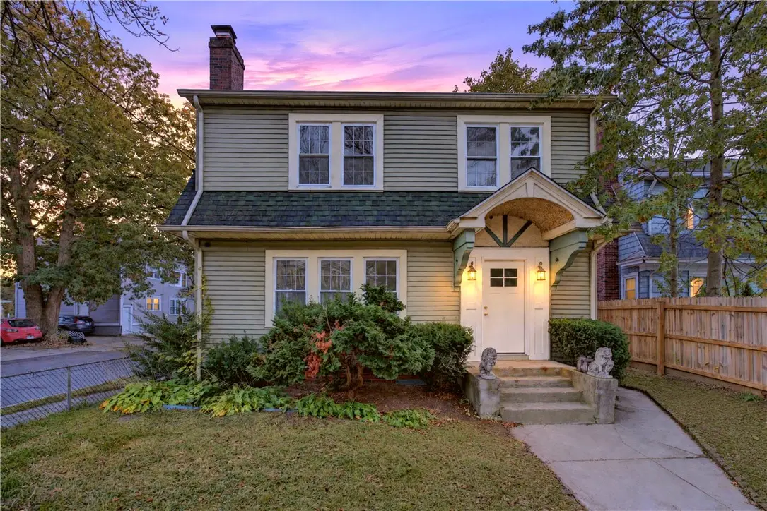 162 Verndale Avenue, Providence, RI 02905 - #1