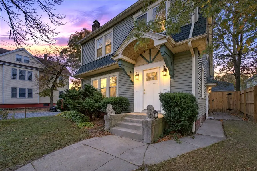 162 Verndale Avenue, Providence, RI 02905 - #2