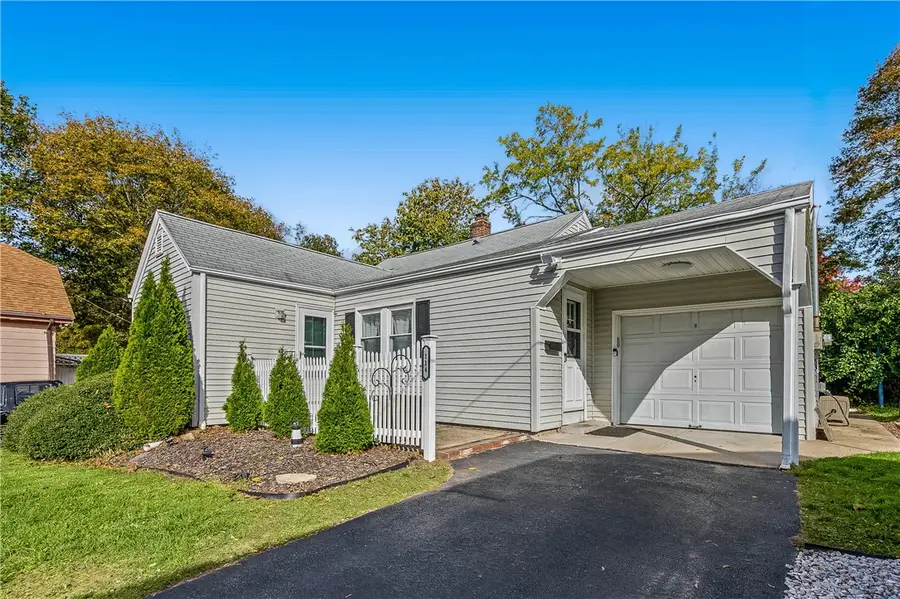 114 Crown Avenue, East Providence, RI 02915 - #2