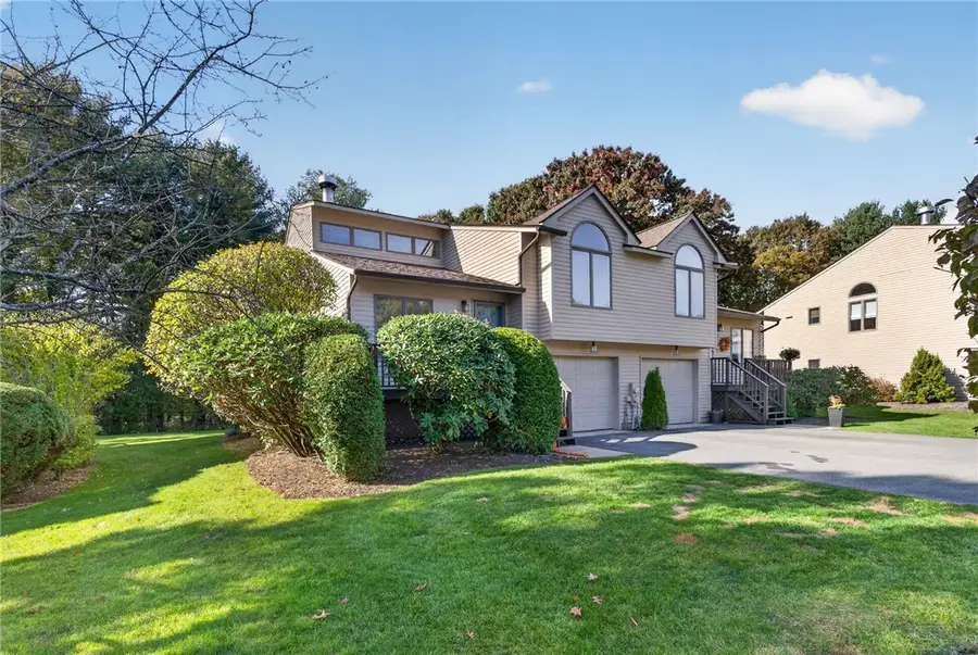 90 Cardinal Drive, North Kingstown, RI 02852 - #2