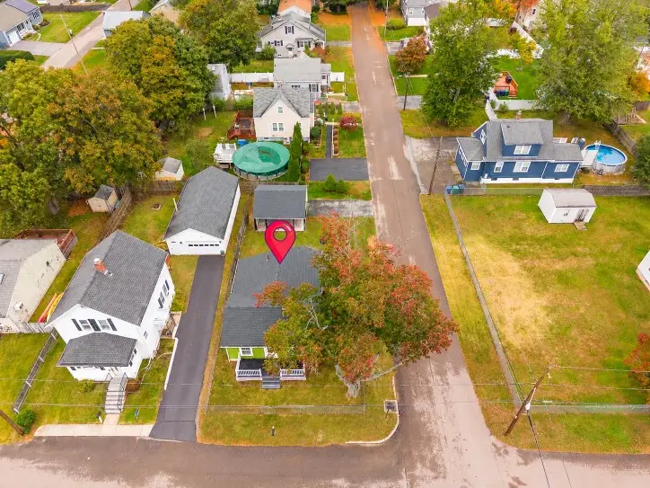 51 Graham Avenue, Warwick, RI 02889 - #3