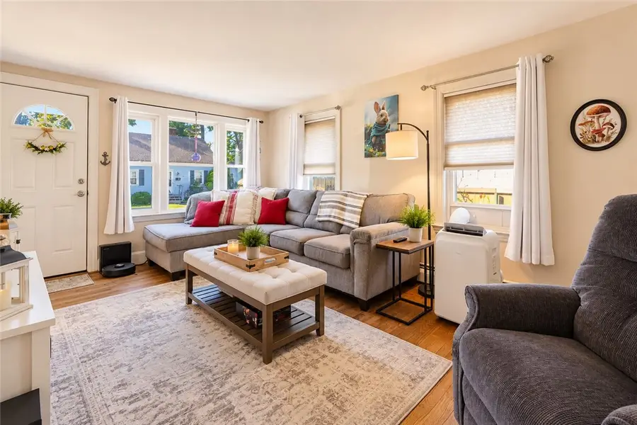 127 Fern Street, Warwick, RI 02889 - #3