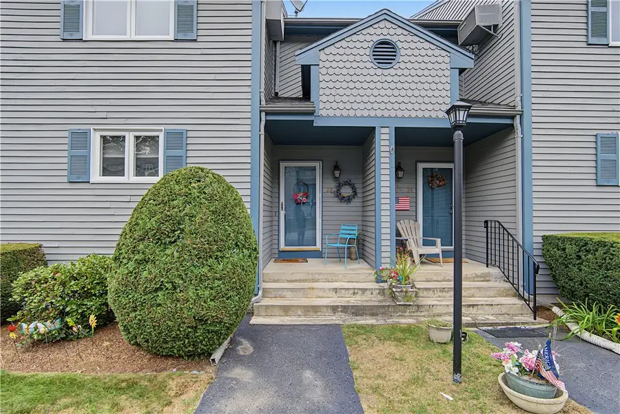 22 Primrose Lane, North Providence, RI 02904 - #2