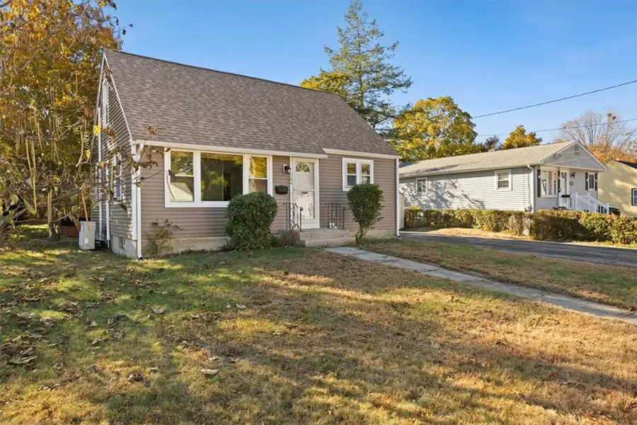 164 Falcon Avenue, Warwick, RI 02888 - #3