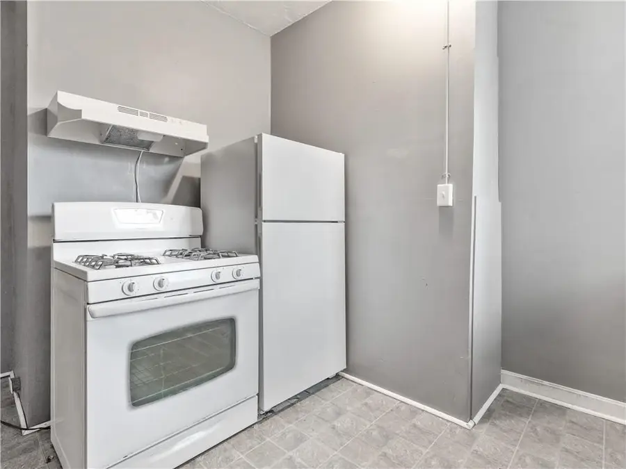 461 Elmwood Avenue, Providence, RI 02907 - #3