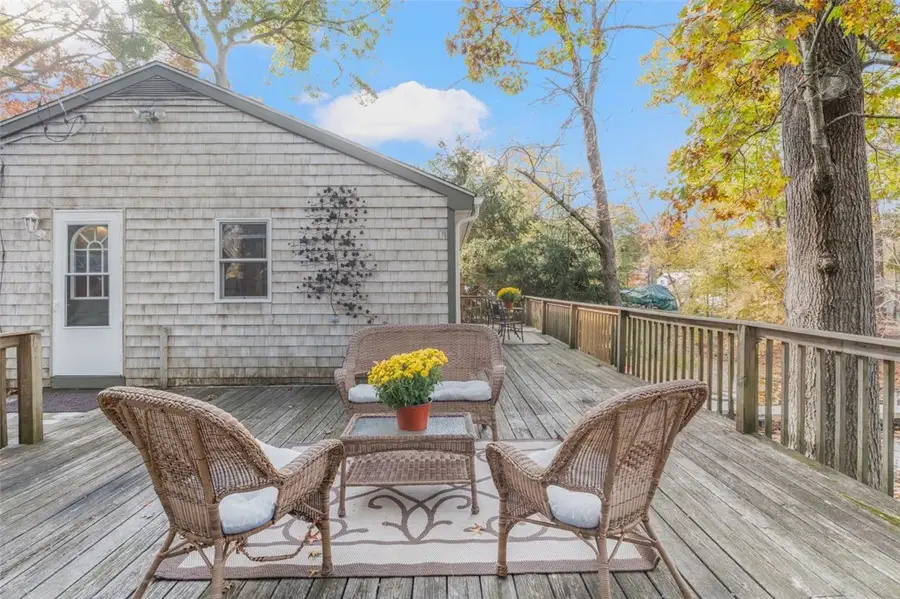 31 Lakeside Drive, Hope Valley, RI 02832 - #3