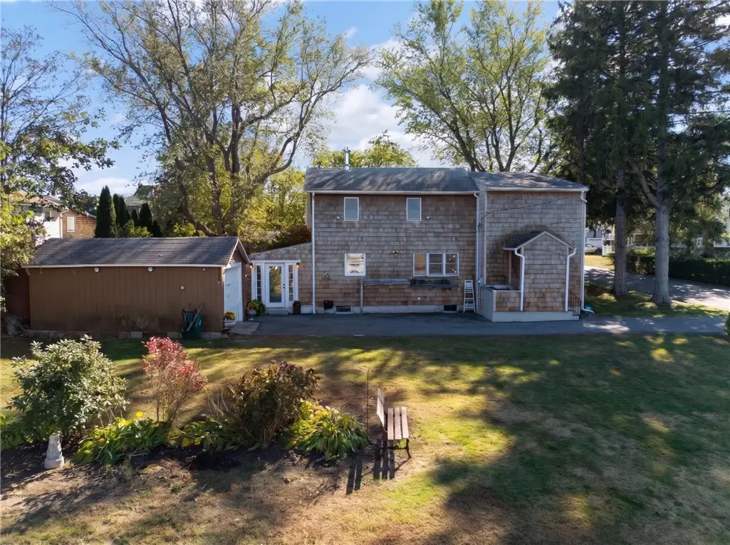 121 Holliston Avenue, Portsmouth, RI 02871 - #1