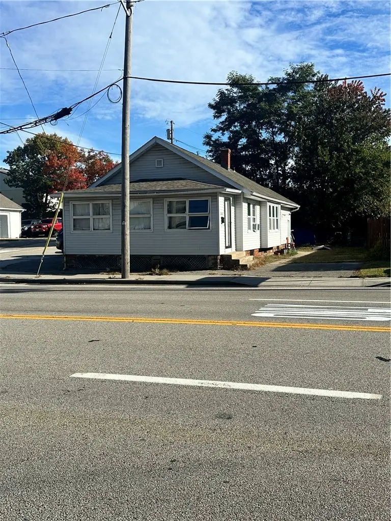 3086 Post Road Road, Warwick, RI 02886 - #2