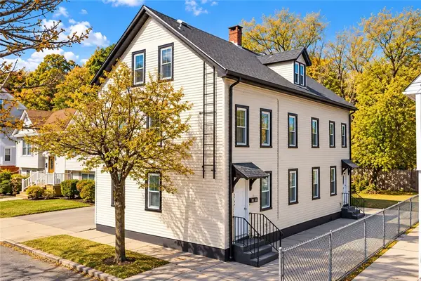 31 Newak Street, Providence, RI 02908