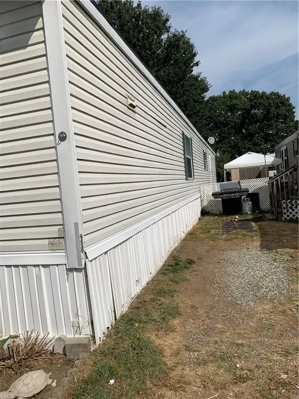 245 Manton Street, Pawtucket, RI 02861
