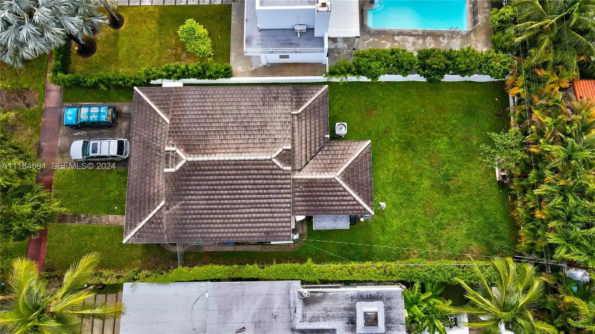535 W 51st Street, Miami Beach, FL 33140 - #1