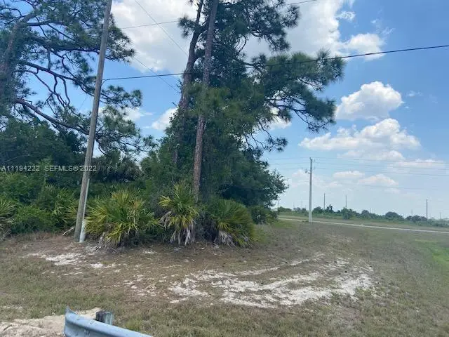 5029 SE Tradewinds Circle, Labelle, FL 33935 - #2