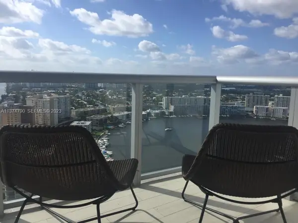 Address Withheld By Seller, Hallandale Beach, FL 33009