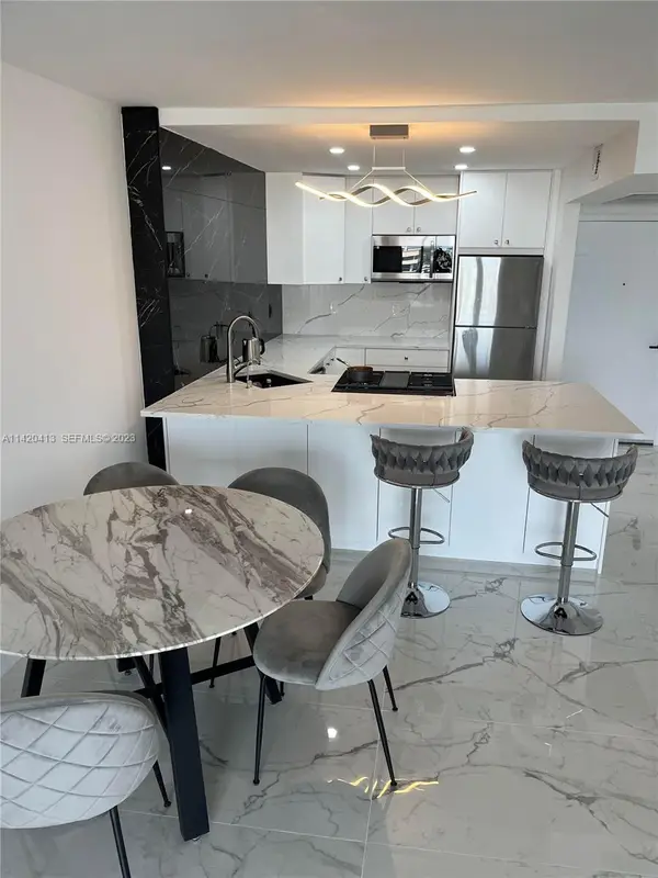 2030 S Ocean Drive #1602, Hallandale Beach, FL 33009
