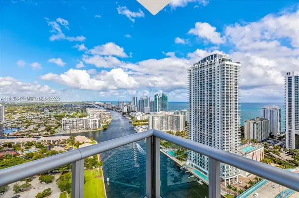 2600 E Hallandale Beach Boulevard #T3302, Hallandale Beach, FL 33009