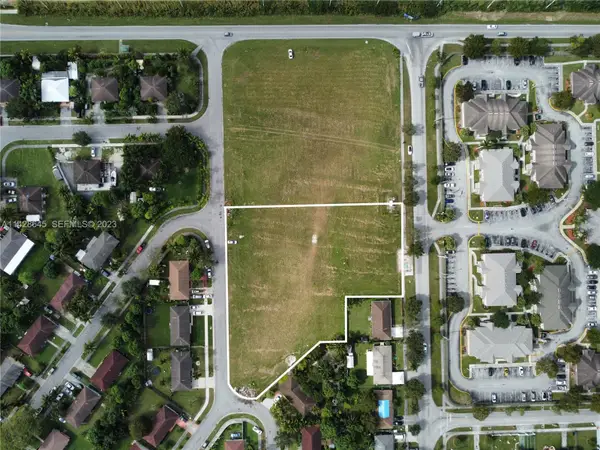 Davis Parkway, Florida City, FL 33034