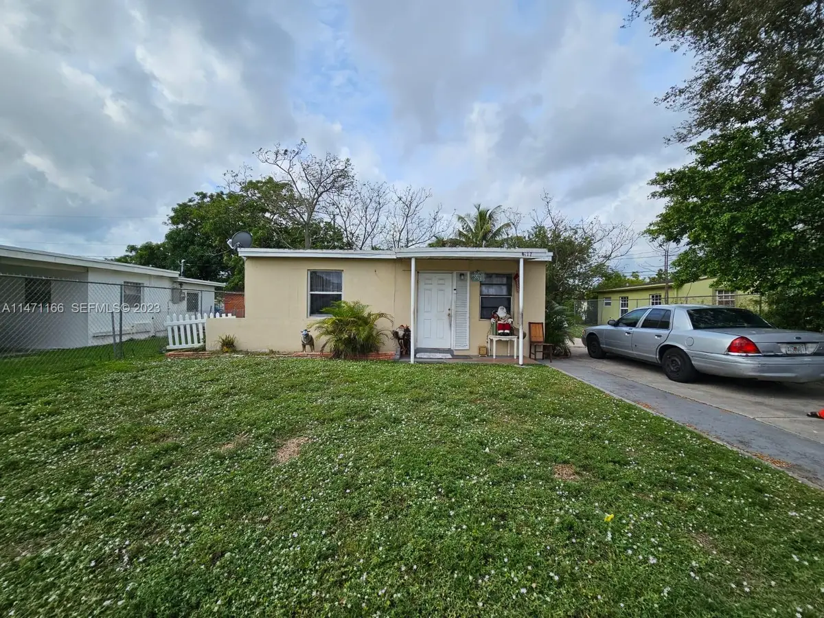 1817 NW 25th Avenue, Fort Lauderdale, FL 33311 - #1
