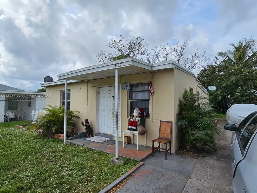 1817 NW 25th Avenue, Fort Lauderdale, FL 33311 - #3