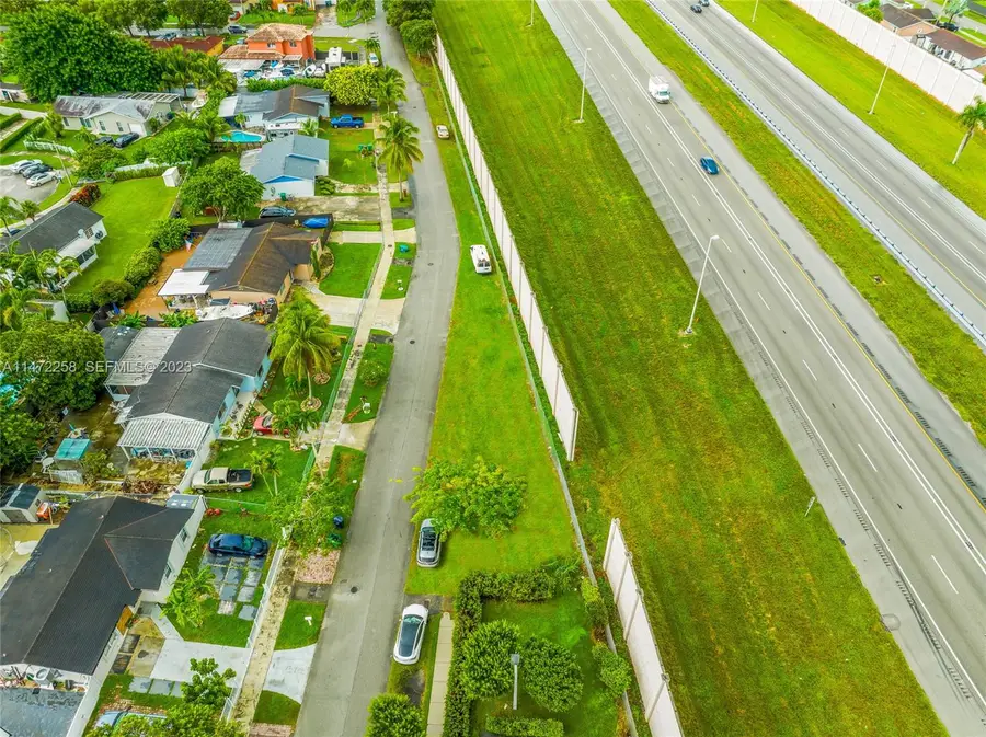 256 SW Street, Homestead, FL 33032 - #2